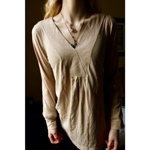 LIKE NEW J. Jill Light Pink V Neck Long Shirt